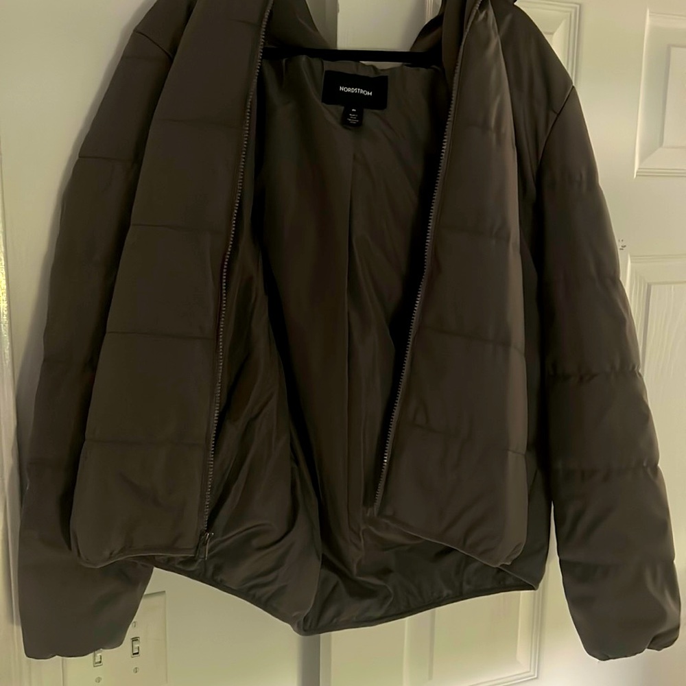Nordstrom men’s xl puffer jacket brand new without tags